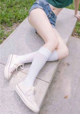 绑架美女让美女脱_4K高清视频观看