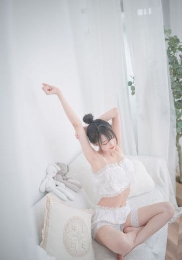 绿叶房偷拍青春漂亮大学美女_剧情片神马在线观看
